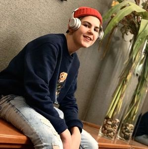 Meet your Posher, Nicolas